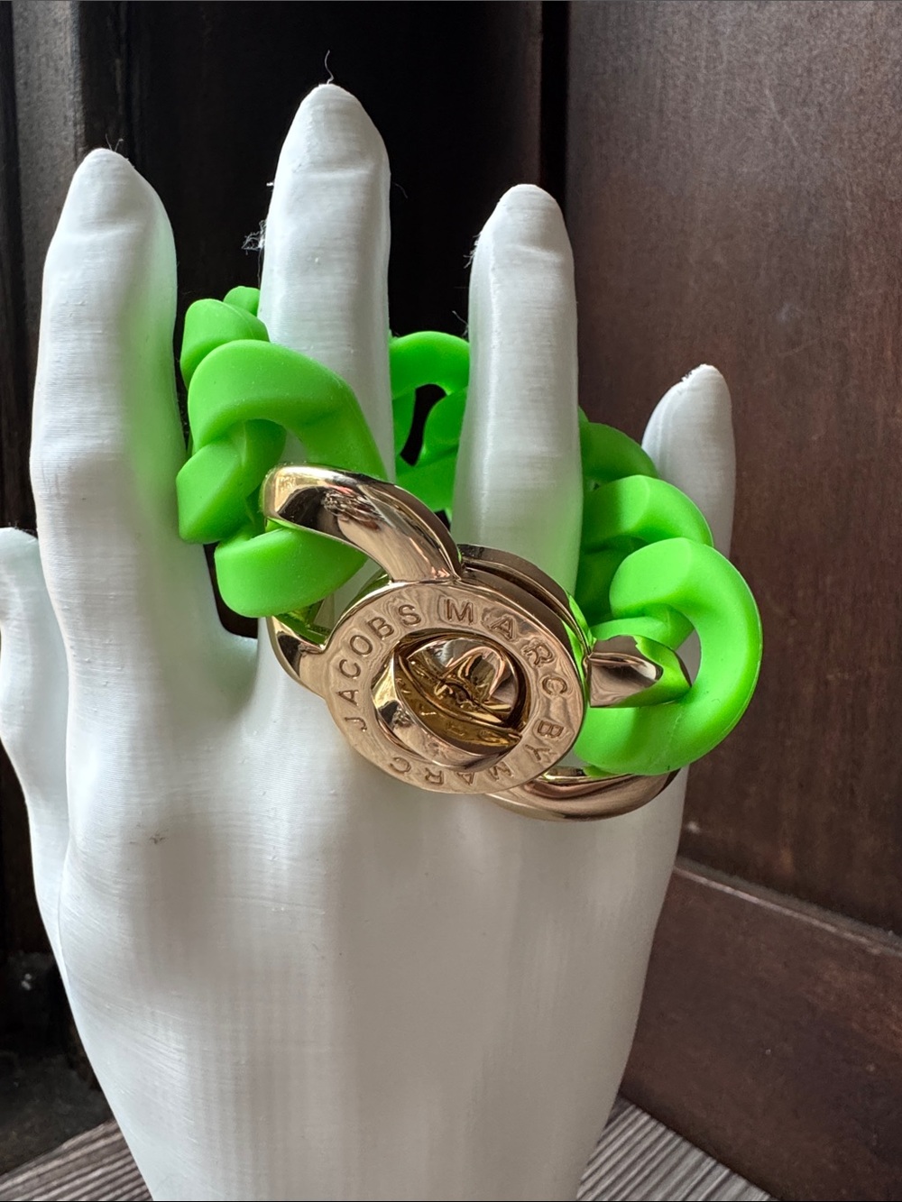 Marc Jacobs Bright Green Chain-Link Bracelet with Gold-Tone Turn Lock
